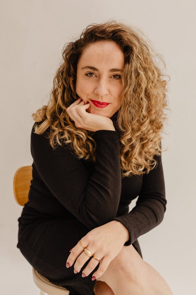 A brasileira Rebeca Scalco, doutoranda na Universidade de Berna (Suíça).
