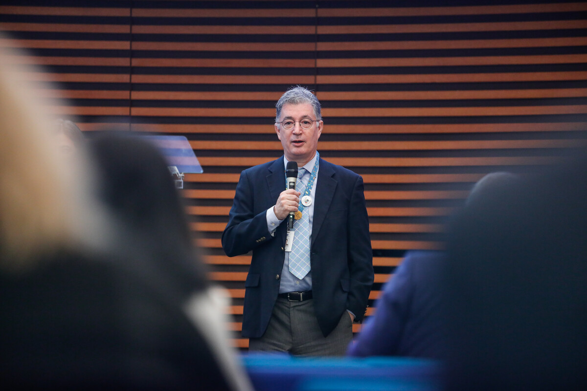 O diretor de Pesquisa do Einstein, Luiz Vicente Rizzo